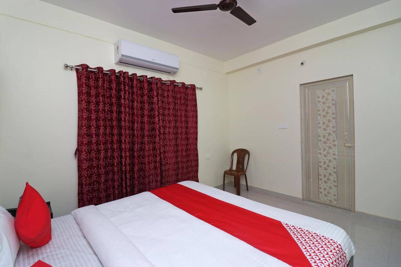 Oyo Hotel Ayush Palace Cuttack Luaran gambar