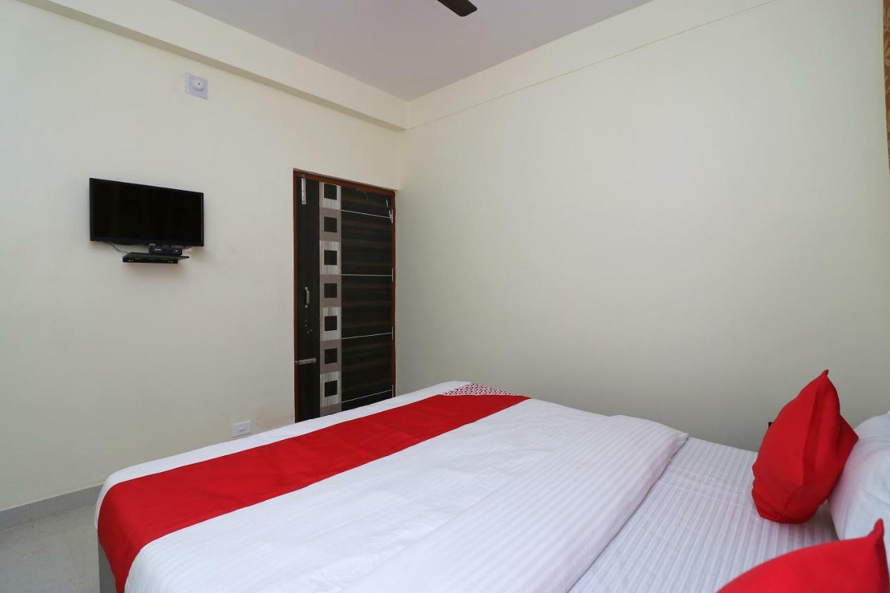 Oyo Hotel Ayush Palace Cuttack Luaran gambar